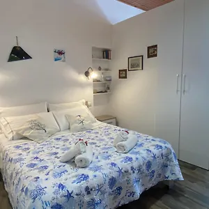 Appartement Centro Storico 5 Mins From Port Casa Celeste, Lipari (Isola Lipari)
